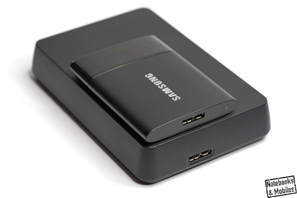 Samsung SSD T1: Toshibas Canvio Festplatte bietet für etwa 90 Euro deutlich mehr Speicherplatz (2 TB).