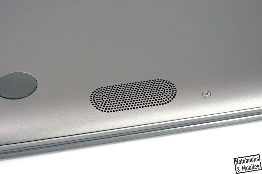 Asus ZenBook UX330UA