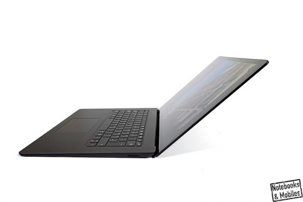 Microsoft Surface Laptop 3 mit AMD Radeon Vega 9.
