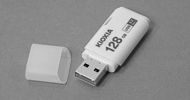 KIOXIA USB-Stick