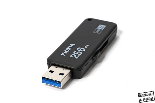 KIOXIA USB-Stick.