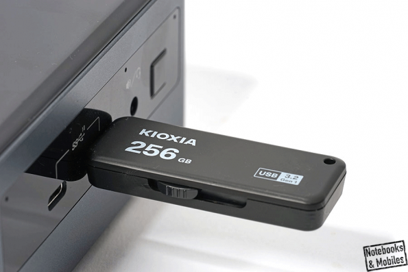 KIOXIA USB-Stick